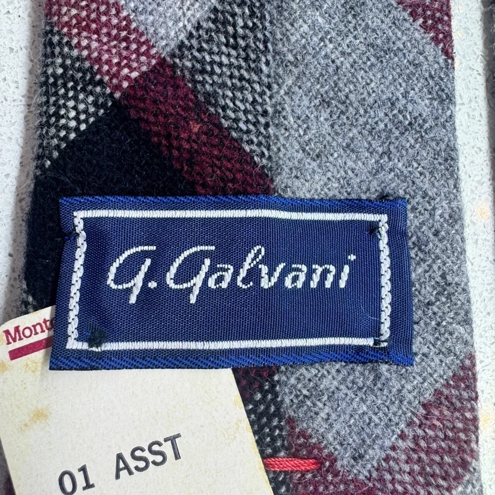 G. Galvani Vintage Red and Gray Plaid Tartan Wool Tie  NWT